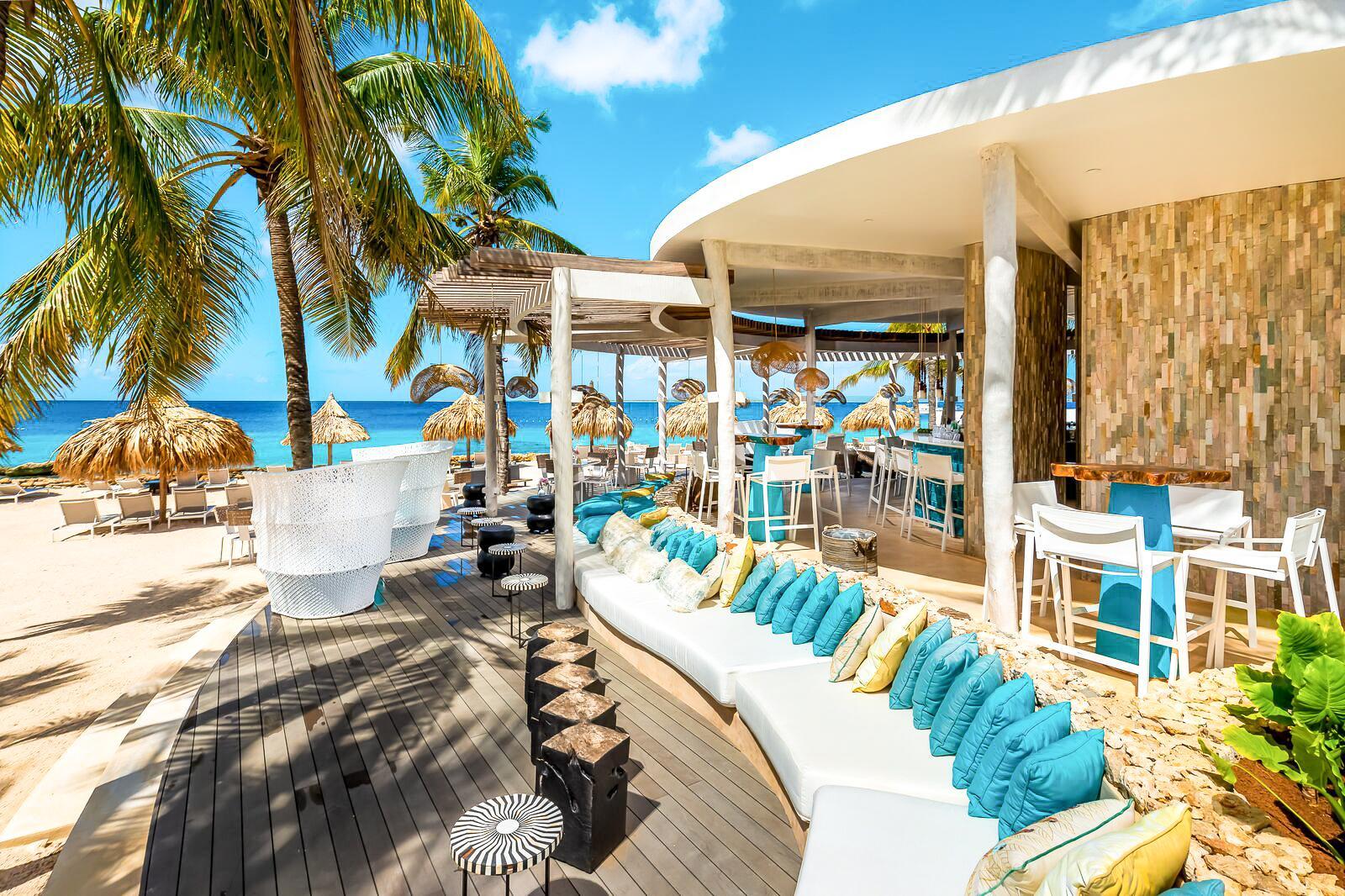 Van Der Valk Plaza Beach & Dive Resort Bonaire Кралендижк Екстериор снимка